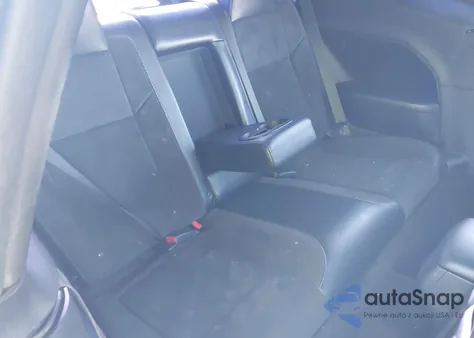 2016 Dodge Challenger 392 Hemi Scat Pack Shaker z USA, uszkodzony, nr VIN 2C3CDZFJ1GH148285